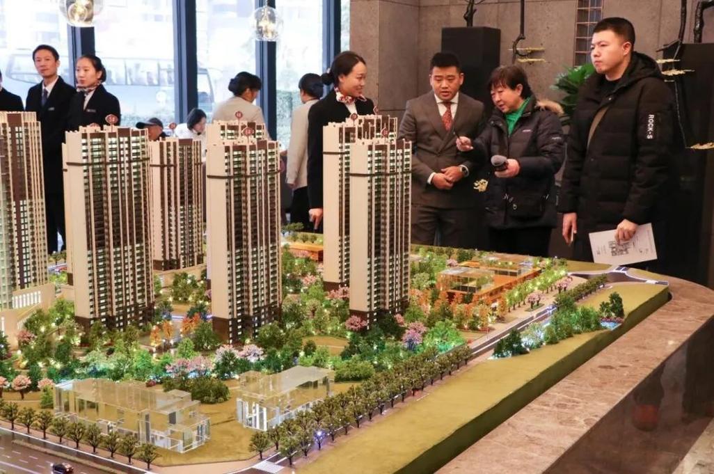 重拳出击，净化金融生态—论严厉打击金融违法犯罪行为的决心与路径