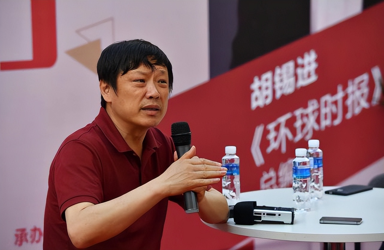 胡锡进，和他无法停下的复杂中国