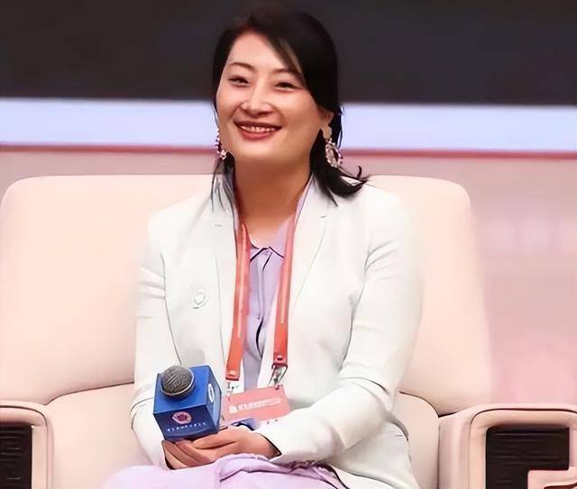 宗馥莉辞职传闻背后，中国民营企业代际传承的时代叩问