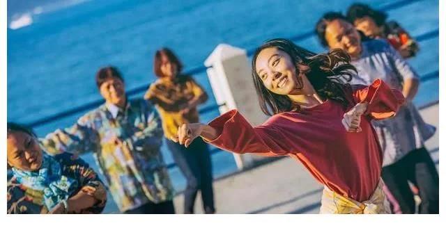 从冰点到沸点，2025年暑期档票房走势向好，中国电影市场信心强势回归