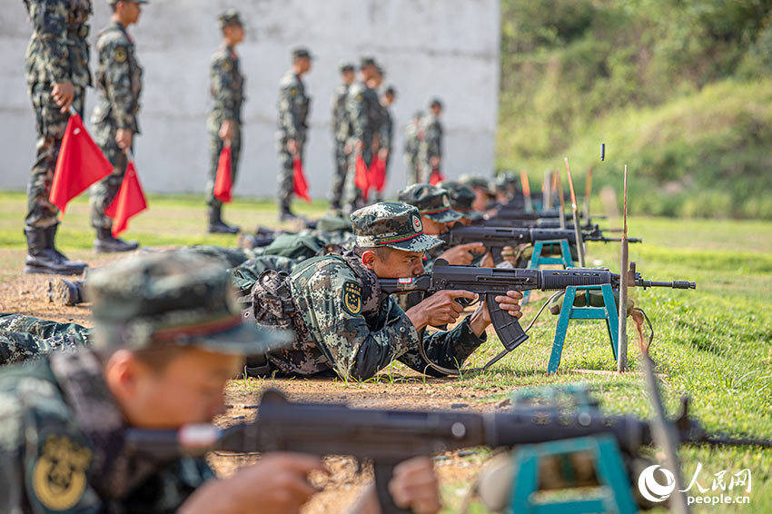 青春战歌，当85后新兵开始上位
