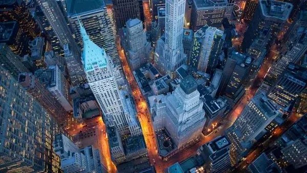 大象起舞，印度股指缘何在2024年跑赢华尔街？