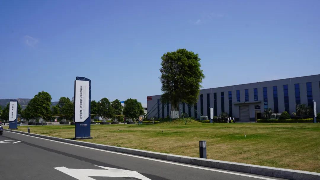 珠光之下，新材崛起—坤彩科技的色彩帝国突围之路