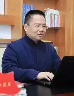 聘任向平，在平凡的坐标上，刻写不凡的时代刻度
