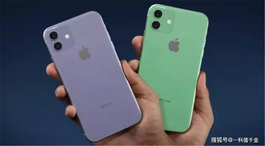 新款iPhone今日开售，库克眼中的AI元年，黄牛手中的冷暖自知