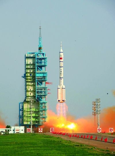 黄金四季报，大A坐火箭，是点火升空还是烟花易冷？