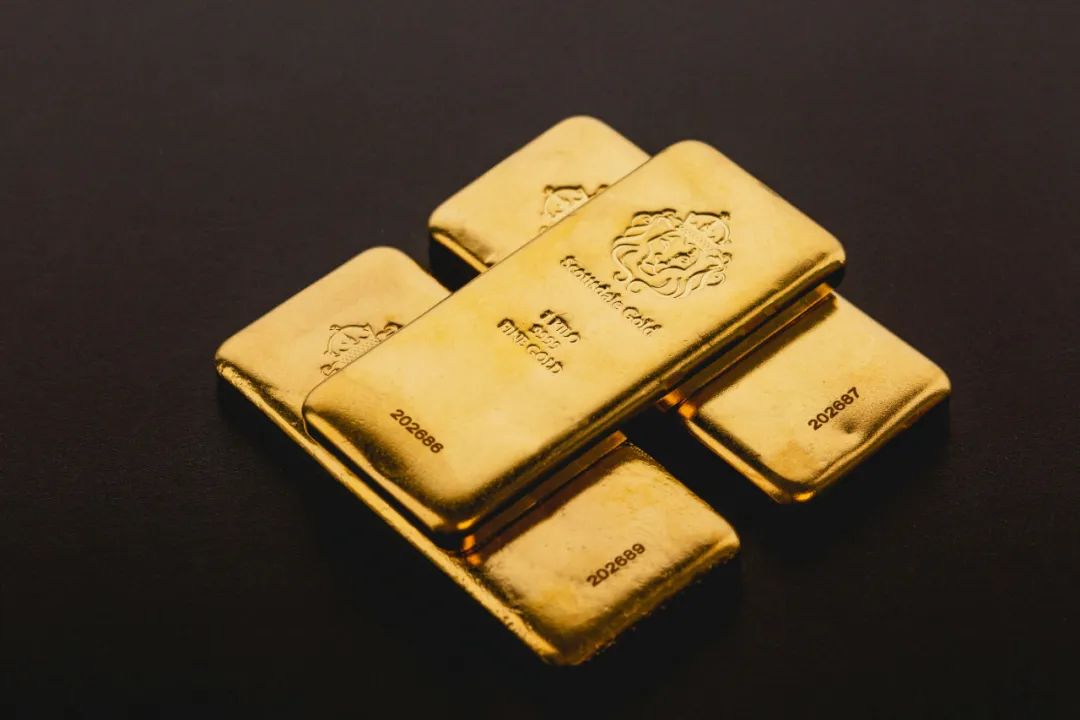 金价暴涨，为何上市金店却在逆势关店？