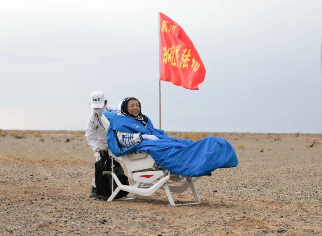 星河归途，神舟十八号乘组即将载誉返航，书写中国空间站新篇章