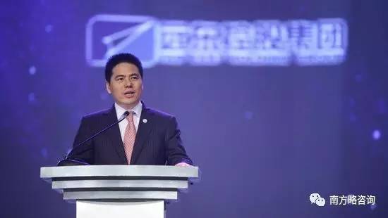 蒋锡培，在时代浪潮中和灵起舞的远见者