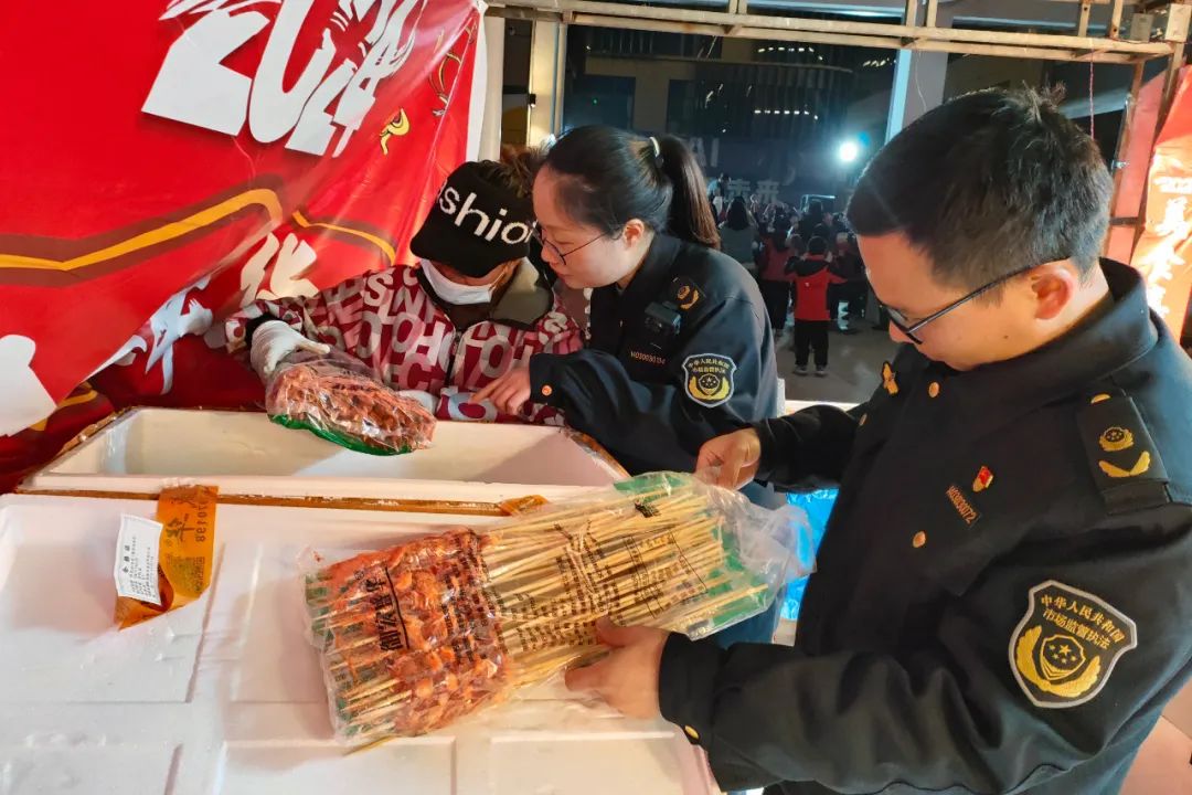 市监力量精准介入，让烟火气更有安全感