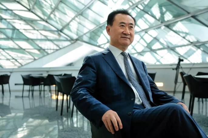 万达沉浮录，王健林的时代棋局