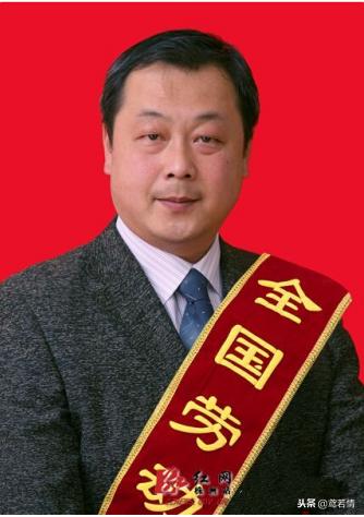 站在2025的门槛上,回望与前行 站在2025的门槛上,回望与前行