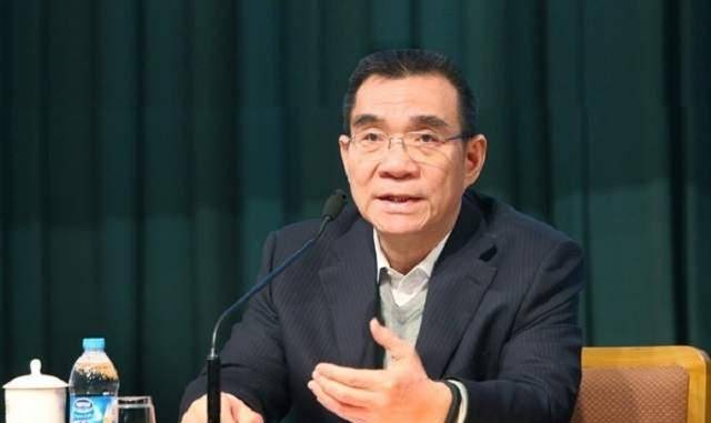 从台湾到北京，林毅夫的选择与中国的经济学之路