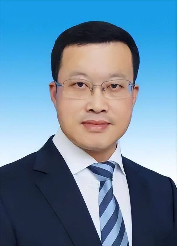 盛卫宁接任